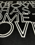 BLACK TEE EMBROIDERY WHITE