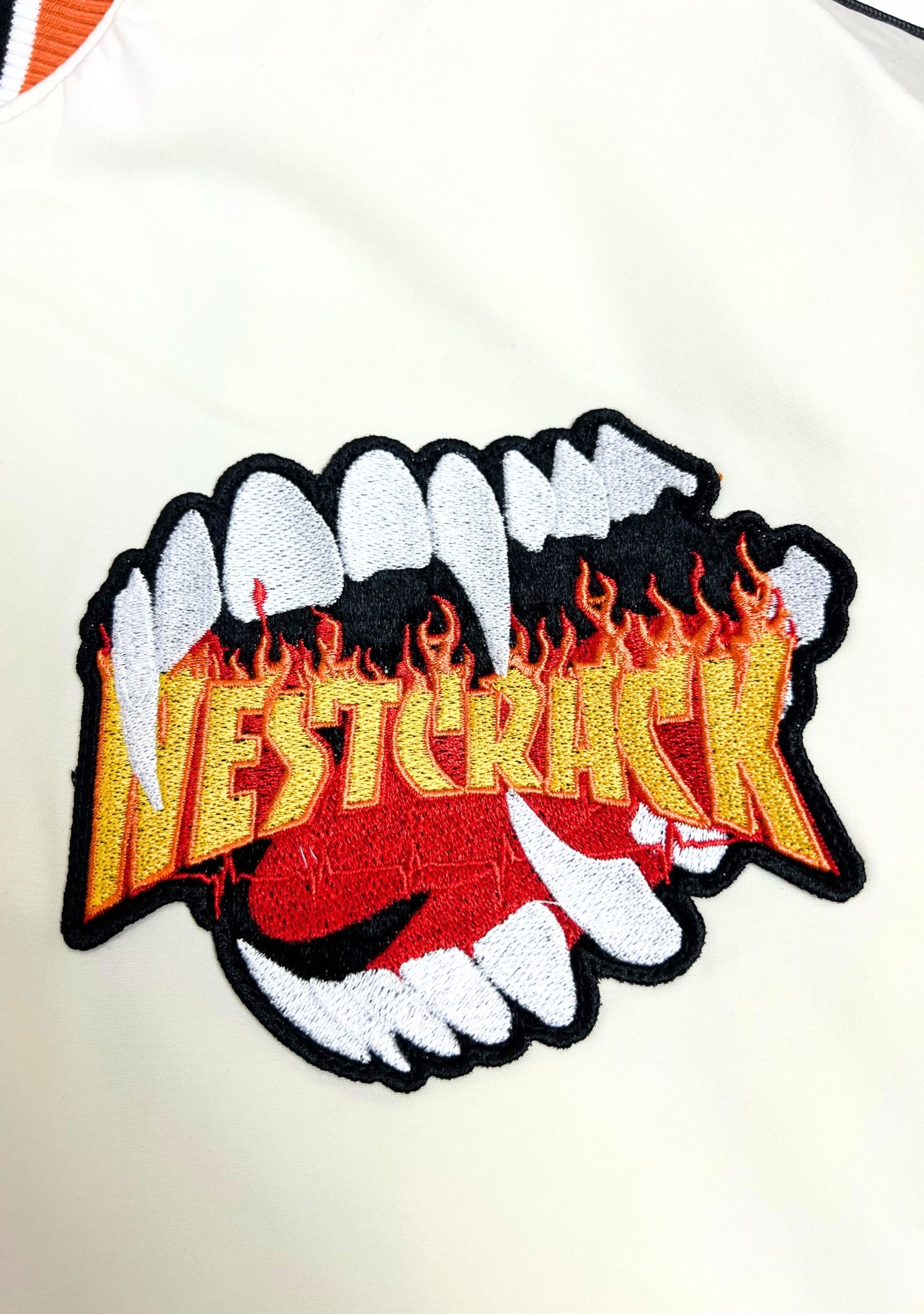 NESTCRACK CREAM BOMBER