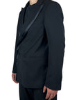 BLACK JACKET SMOKING