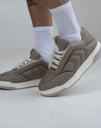 TAUPE BARGE PUF