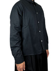 MINIMAL BLACK CROPPED SHIRT