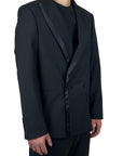 BLACK JACKET SMOKING