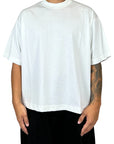 MINIMAL WHITE CROPPED TEE