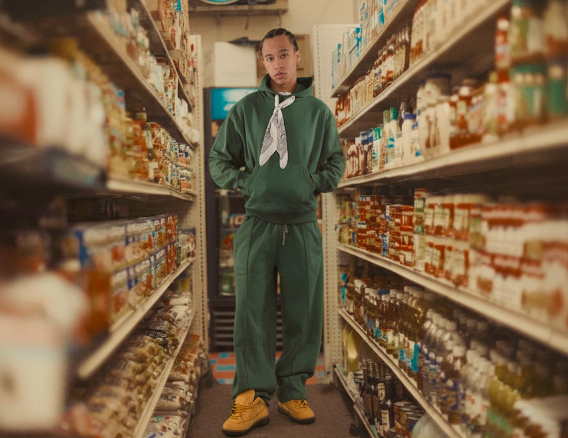 Tuta streetwear: la base di ogni outfit urbano