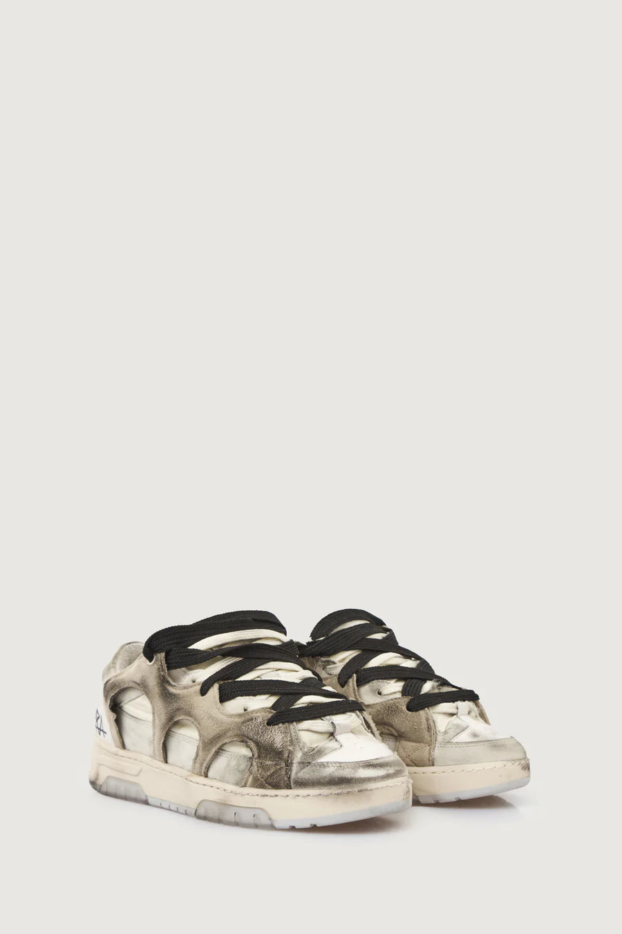 SANTHA X PAURA MODEL 1 - CREAMOFF WHITE DESTROYED