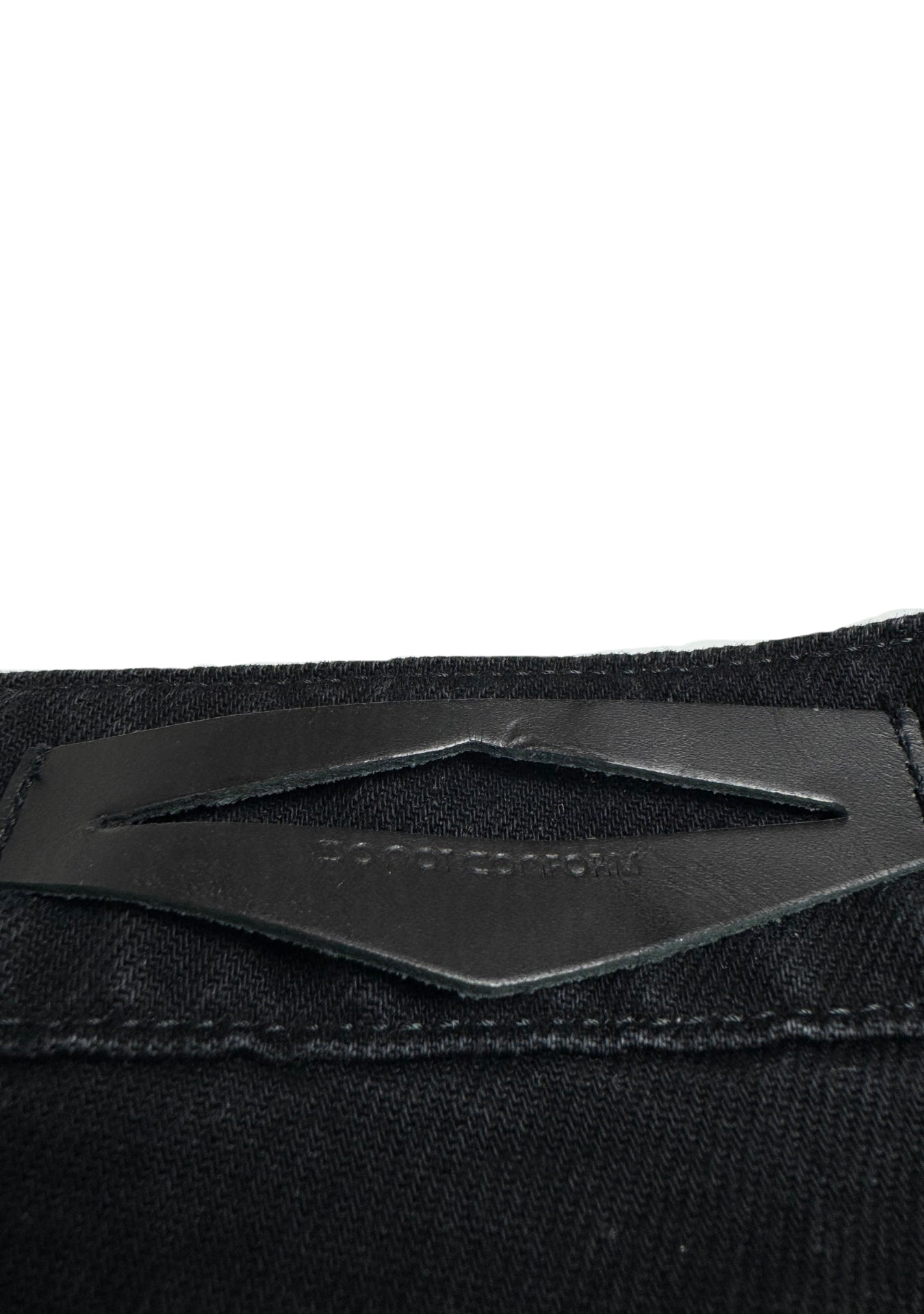SHORTS BLACK DIRTY PIXEL CAMO