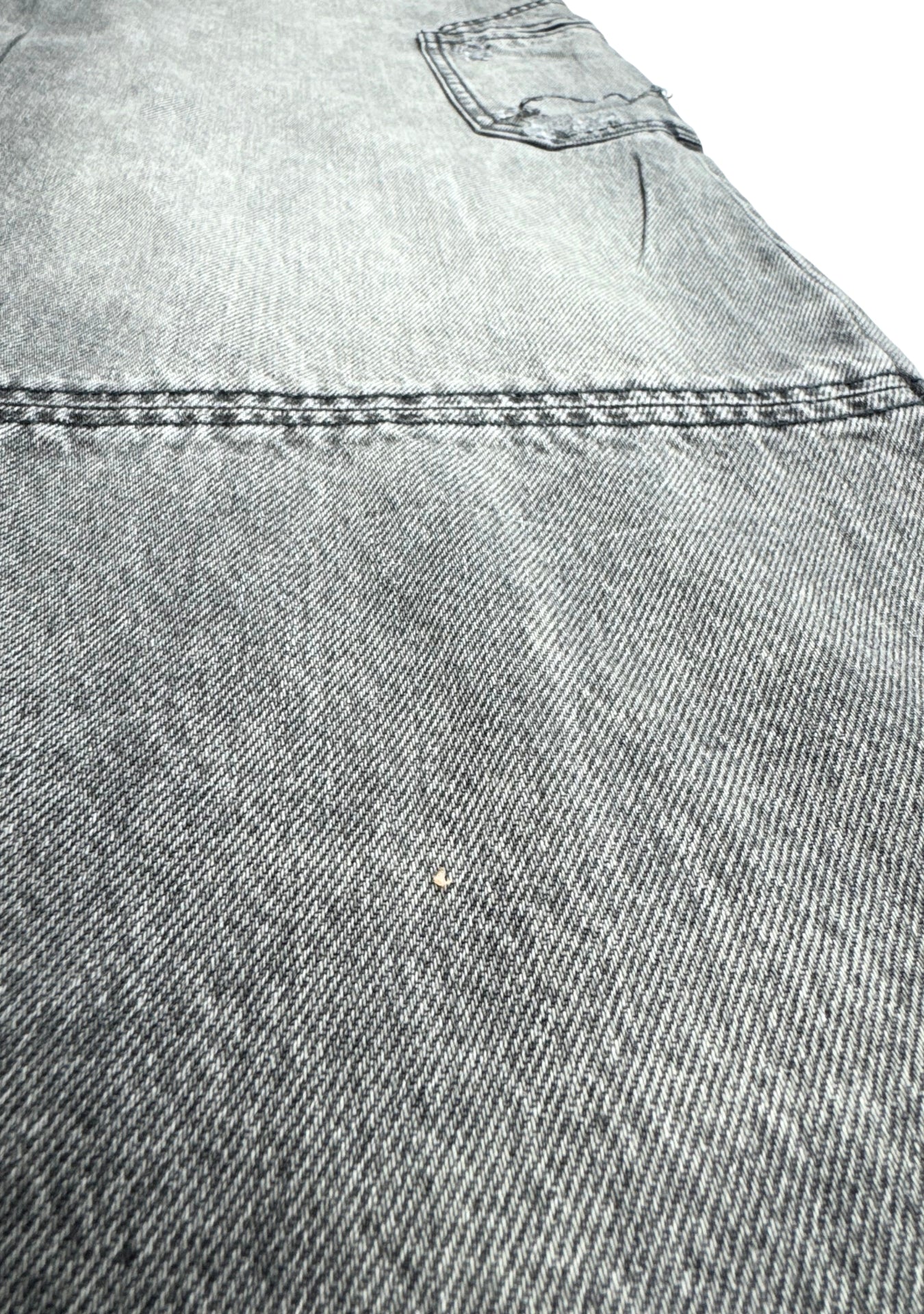 GREY DARK WASH CARGO BAGGY
