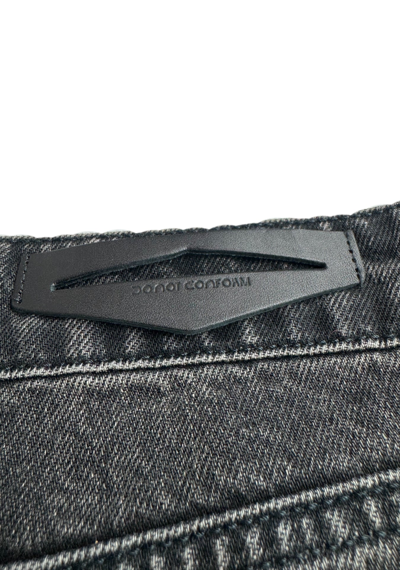 KNEE PROCESSING BLACK BAGGY