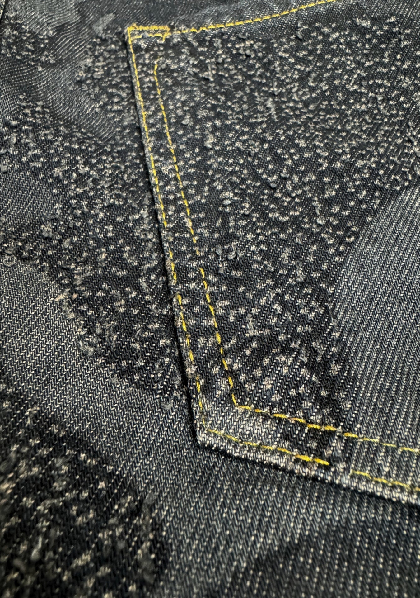 BAGGY BLACK DIRTY PIXEL CAMO