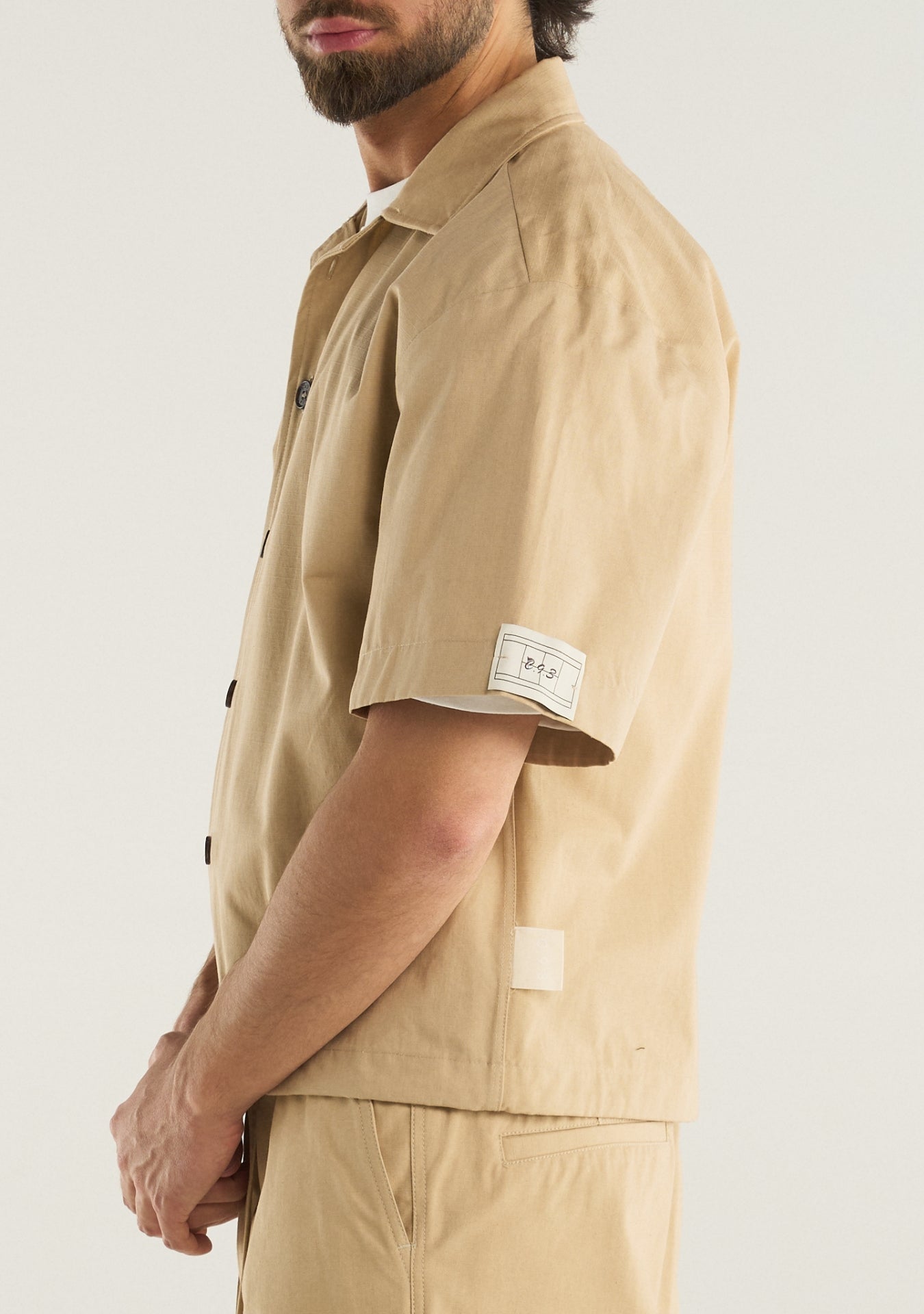 BEIGE CROPPED RIPSTOP SHIRT