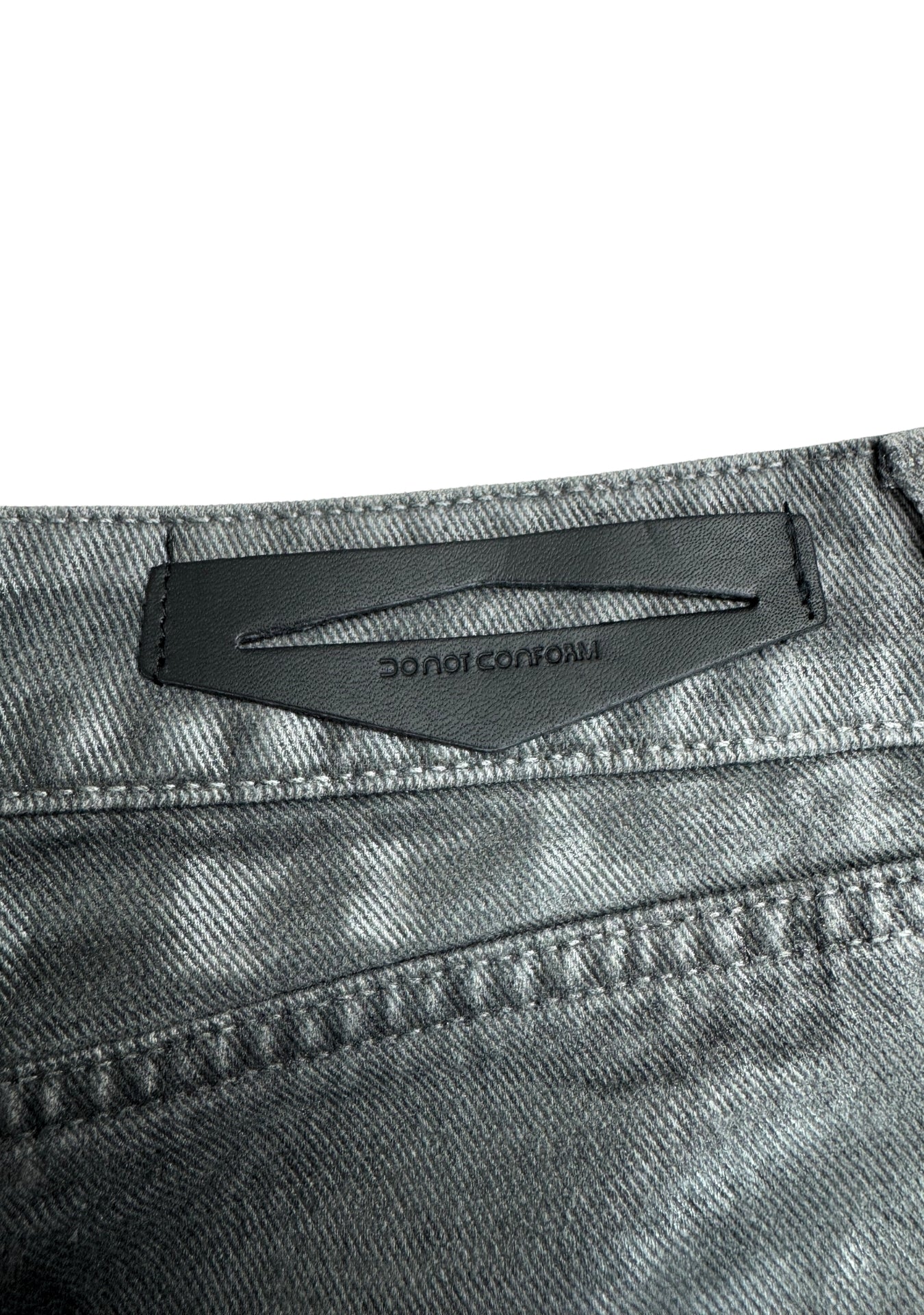 BAGGY GREY WAXED LEATHER
