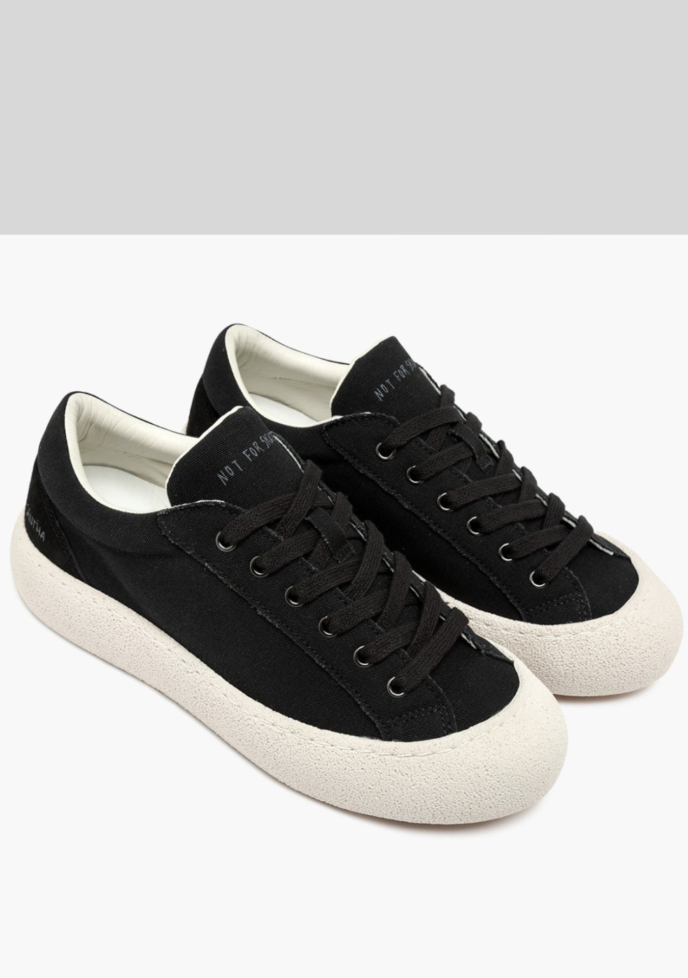 SANTHA KAOUKI CANVAS BLACK