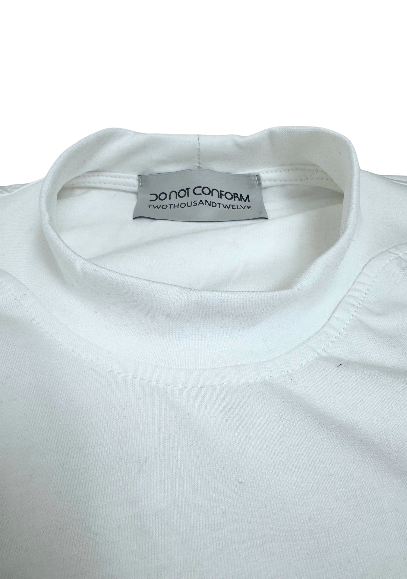 BEGIN WHITE TEE