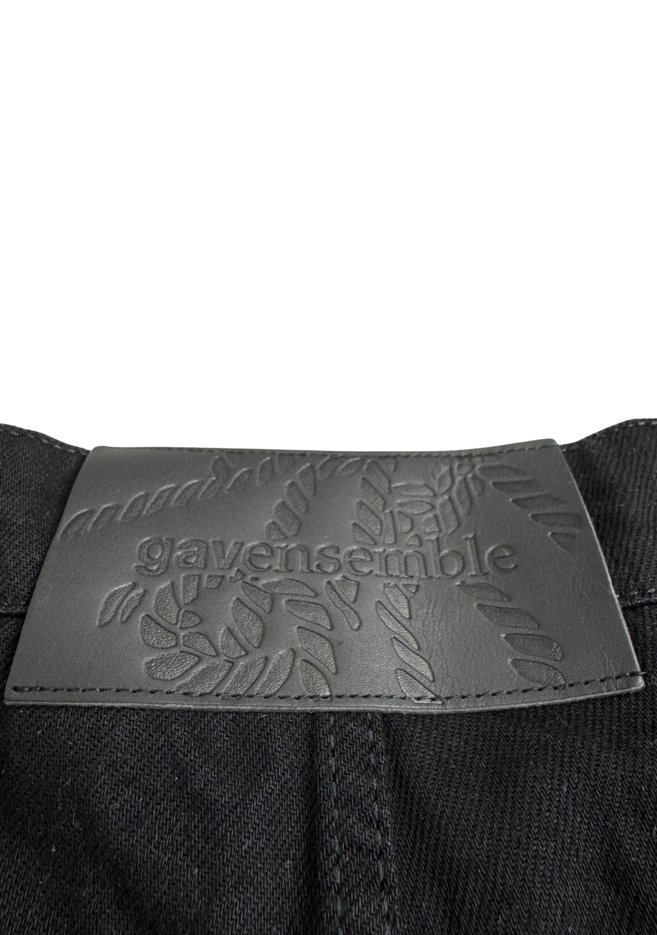 BLACK GAV CARGO