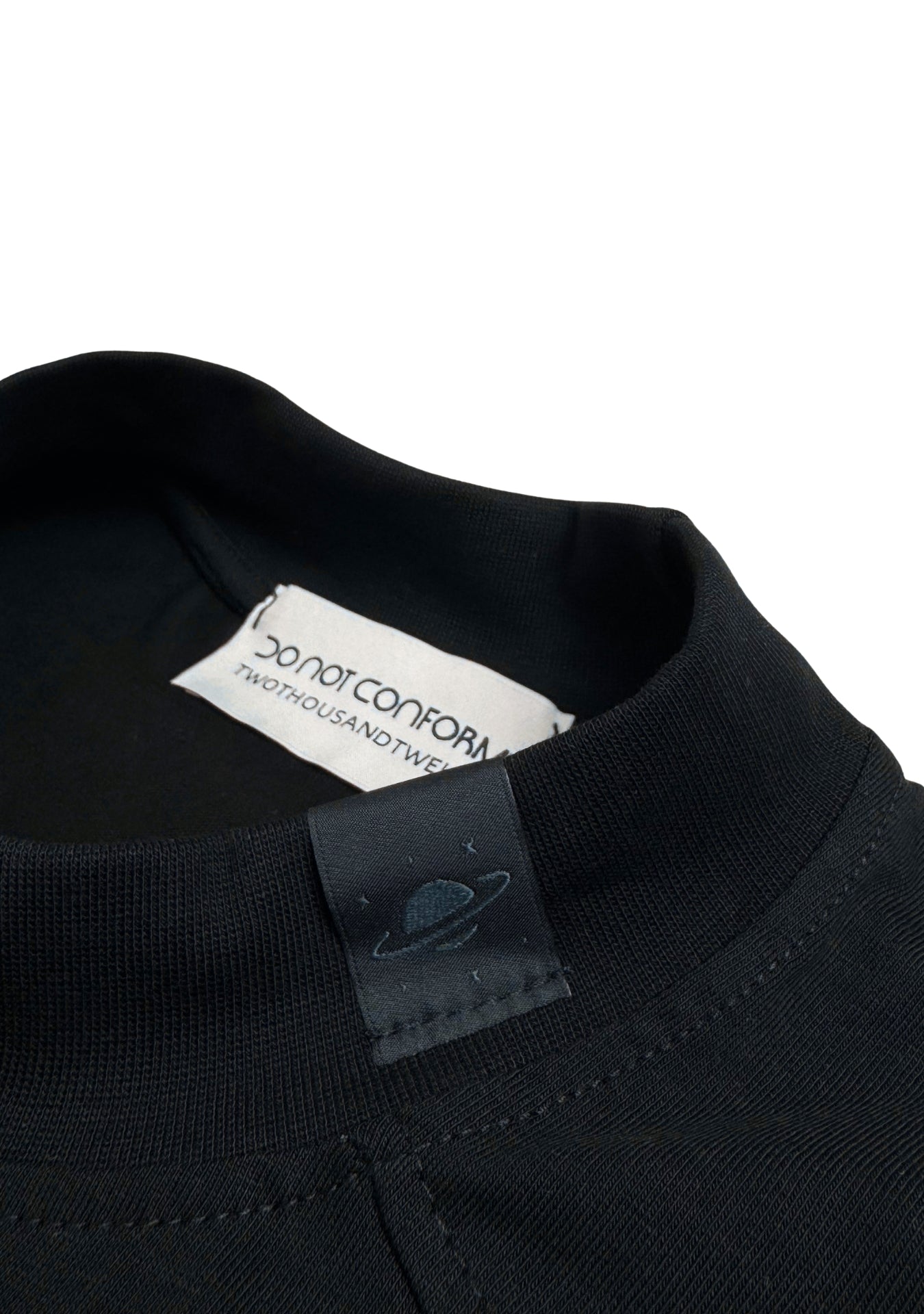 BLURRED BLACK TEE