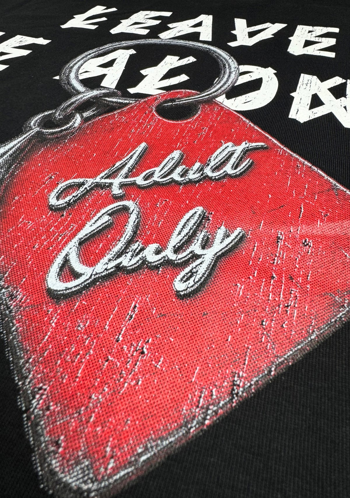 KEYCHAIN TEE BLACK