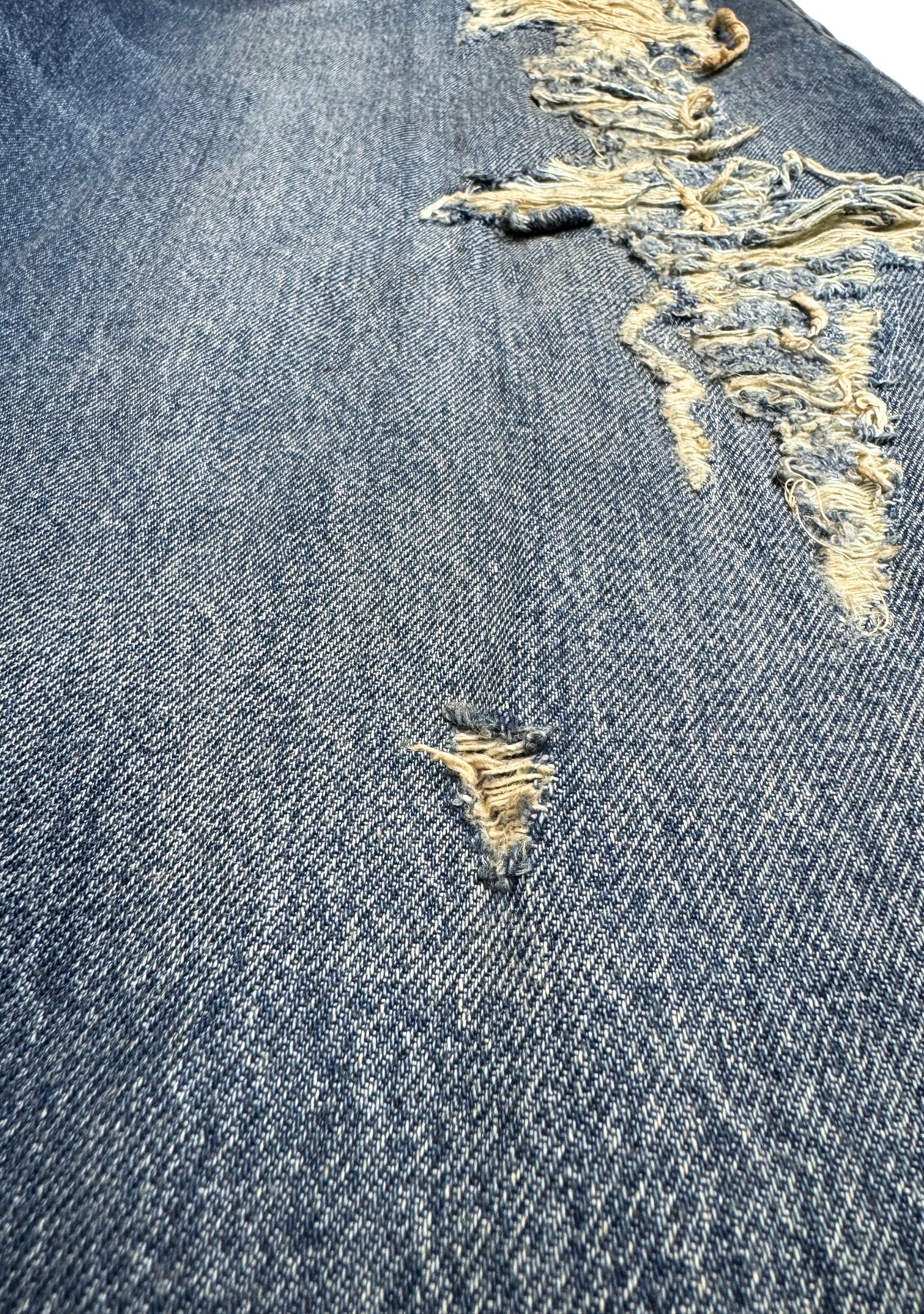 DISTRESSED BAGGY - STAINED PATCHES