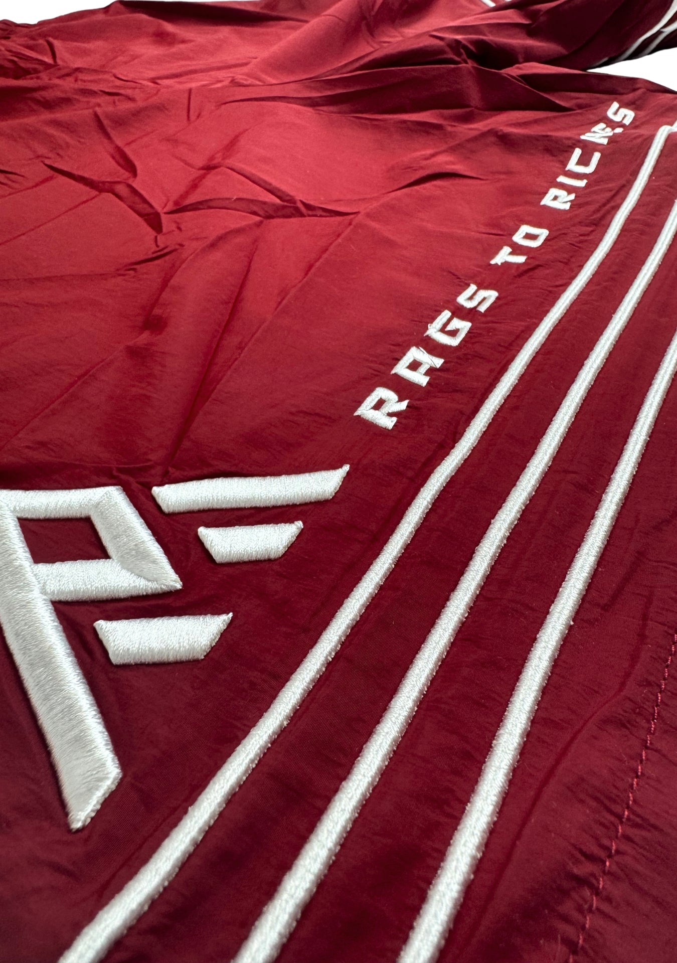 RED SCRIPT SHORTS