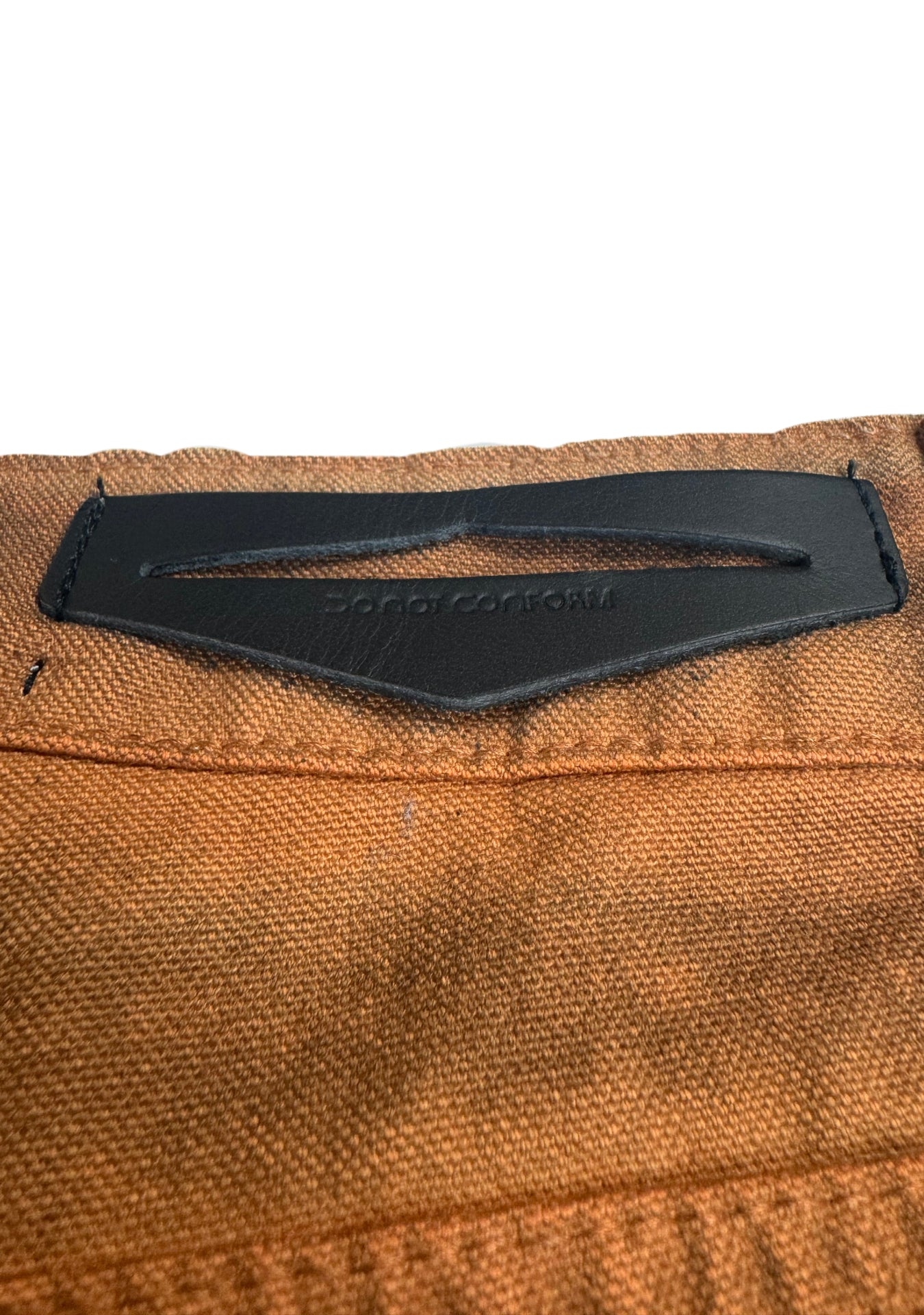LIGHT BEIGE CARGO SOILED ORANGE