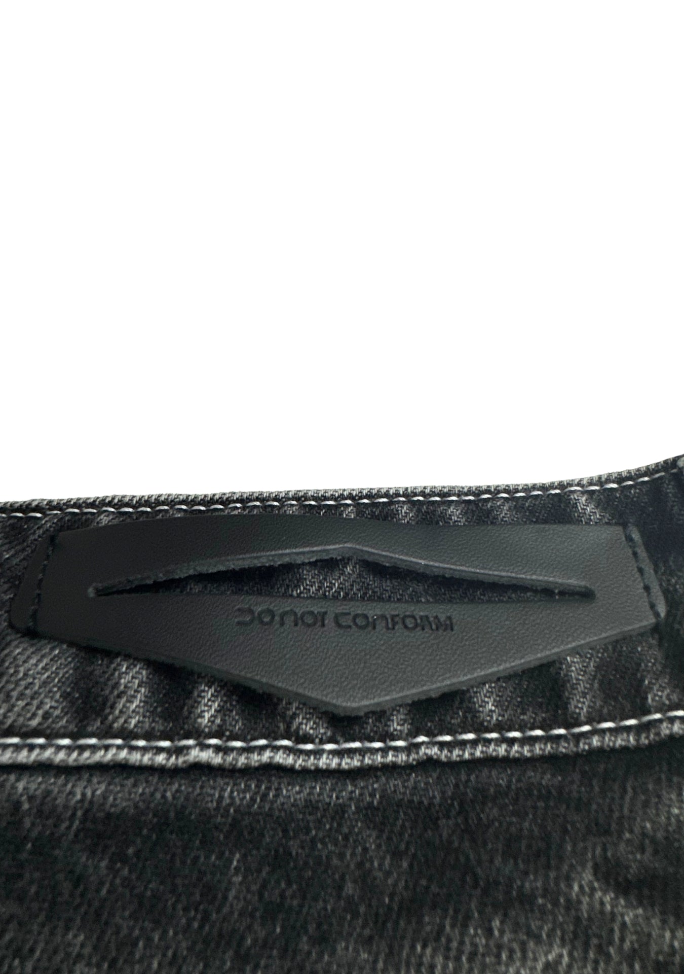 DARK GREY SHORTS KNEE PADS