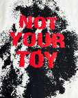 NOT YOUR TOY SPRAY SLEEVE WHITE TEE