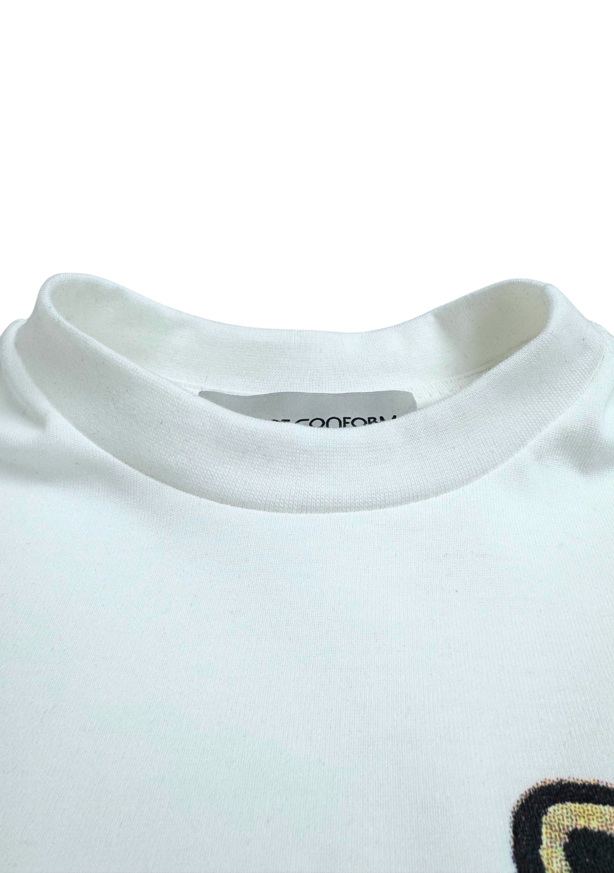 WHITE TEE MULTI-PATCH
