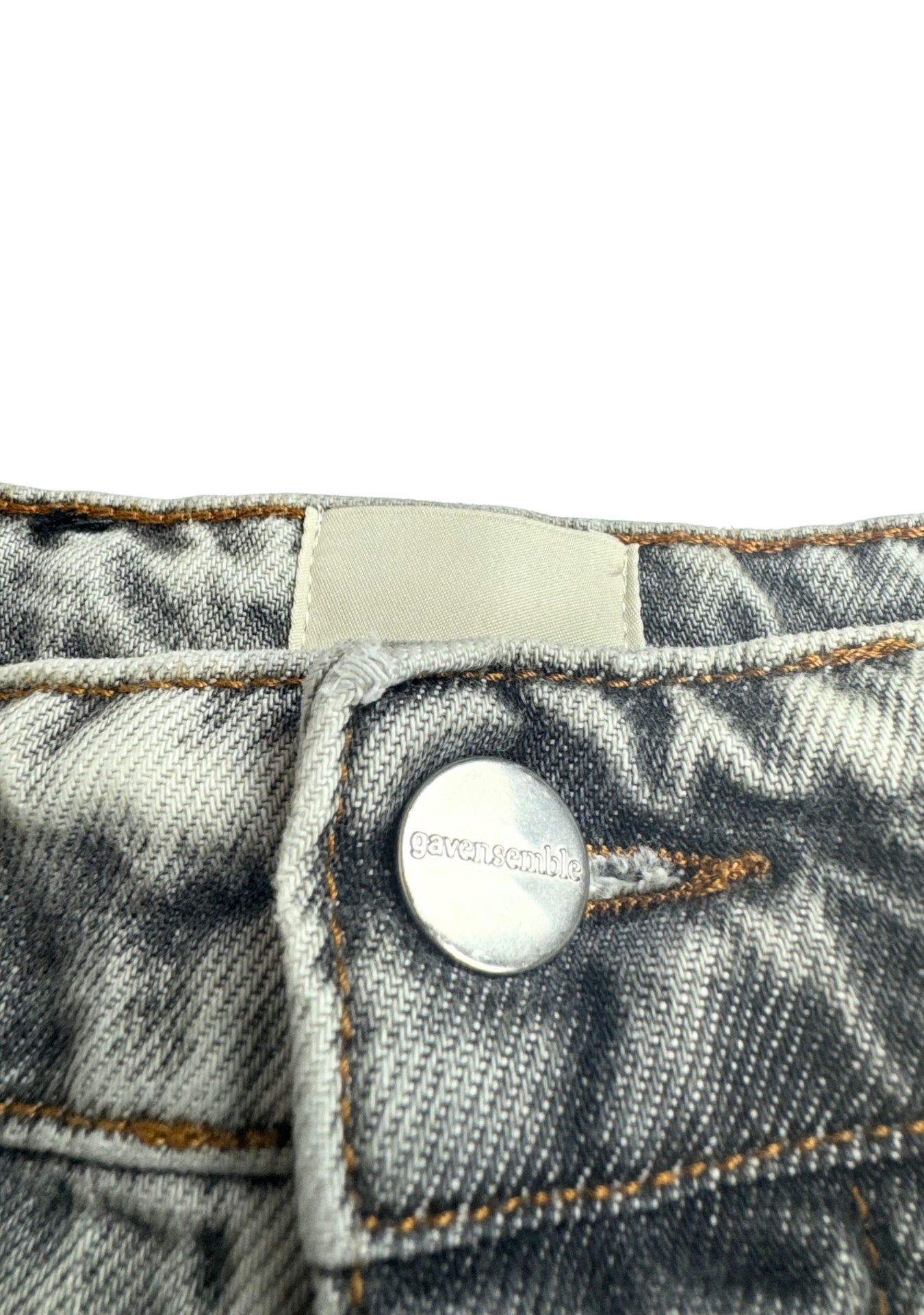 GREY LIGHT WASH CARGO SHORTS