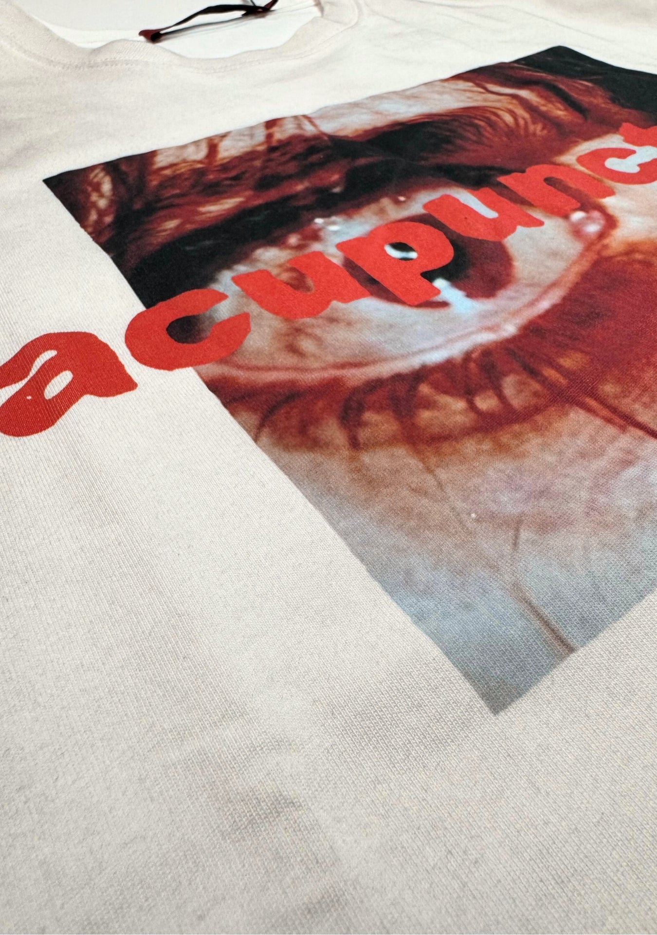 EYE CRY T-SHIRT EGG WHITE