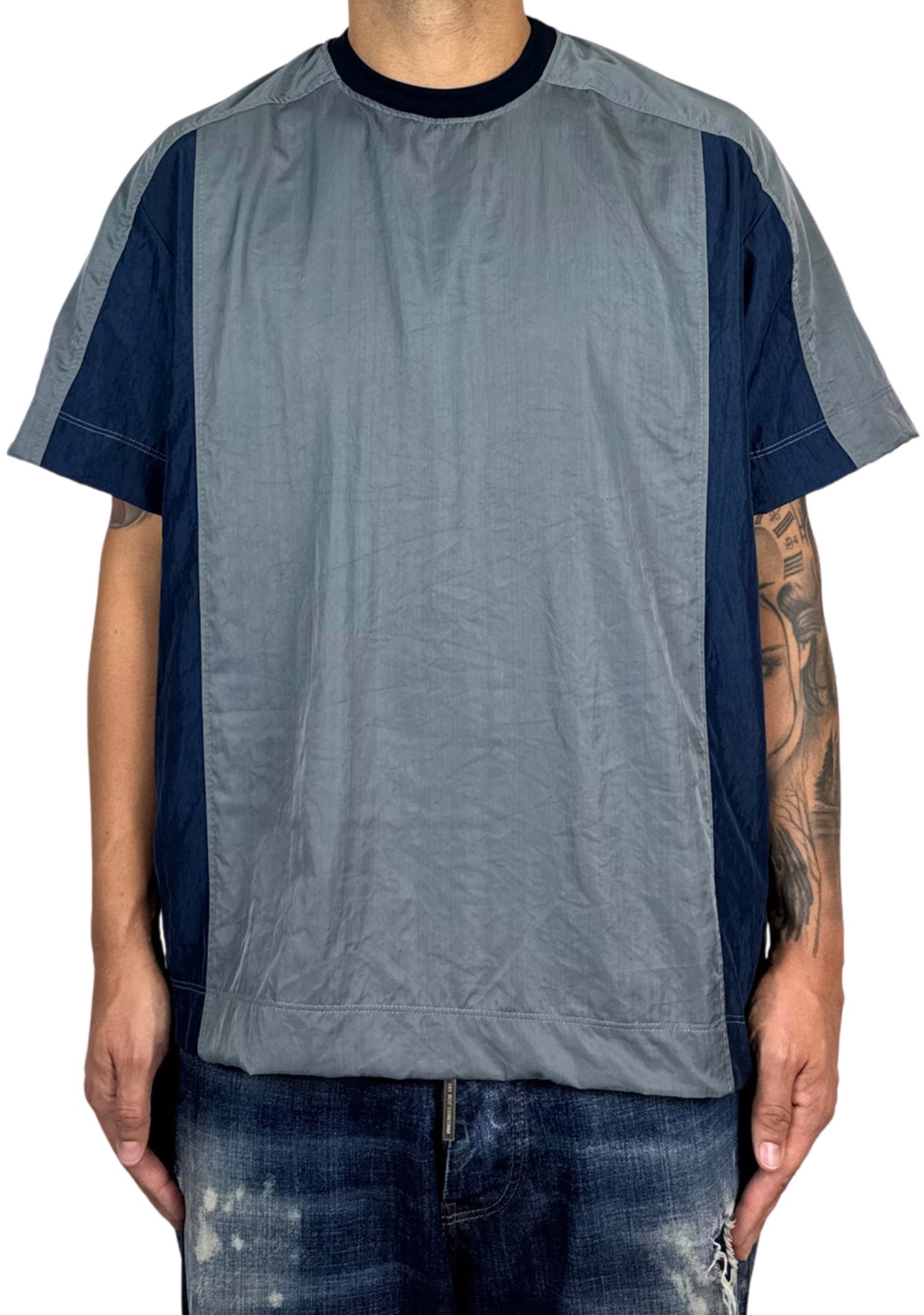 GREY NYLON TEE