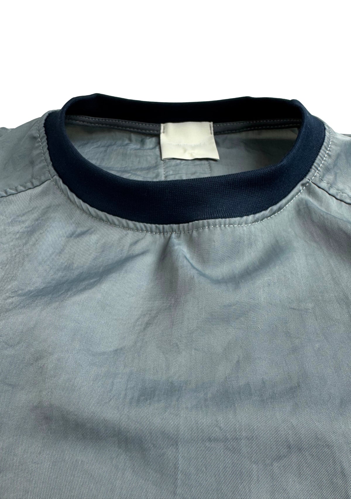 GREY NYLON TEE