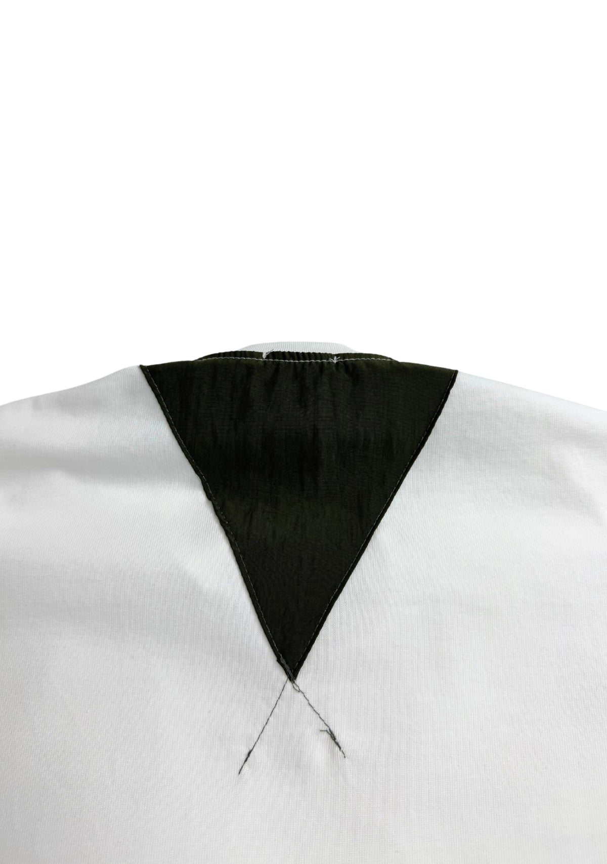 WHITE ESSENTIAL LABEL TEE