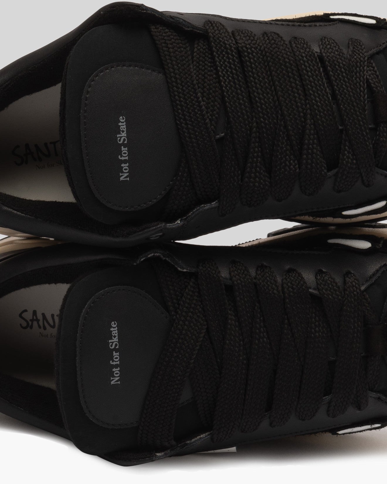 SANTHA MODEL 1 CUT SPORTY BLACK